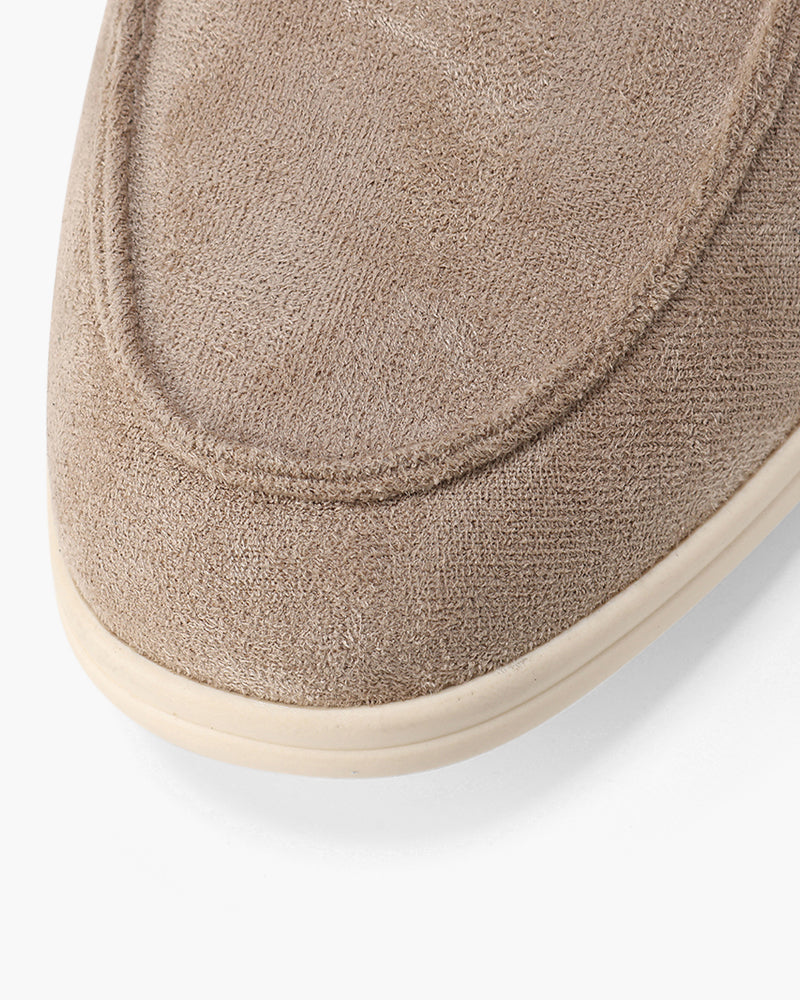 Klasyczne loafersy zamszowe | Vistumin