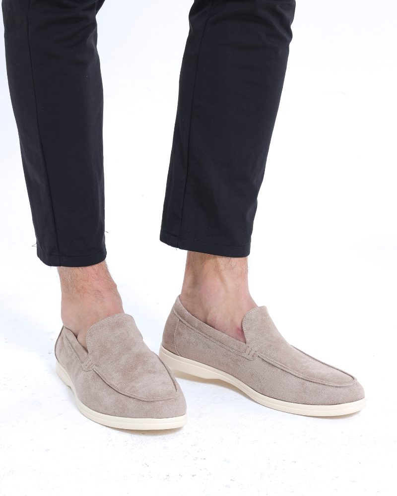 Klasyczne loafersy zamszowe | Vistumin